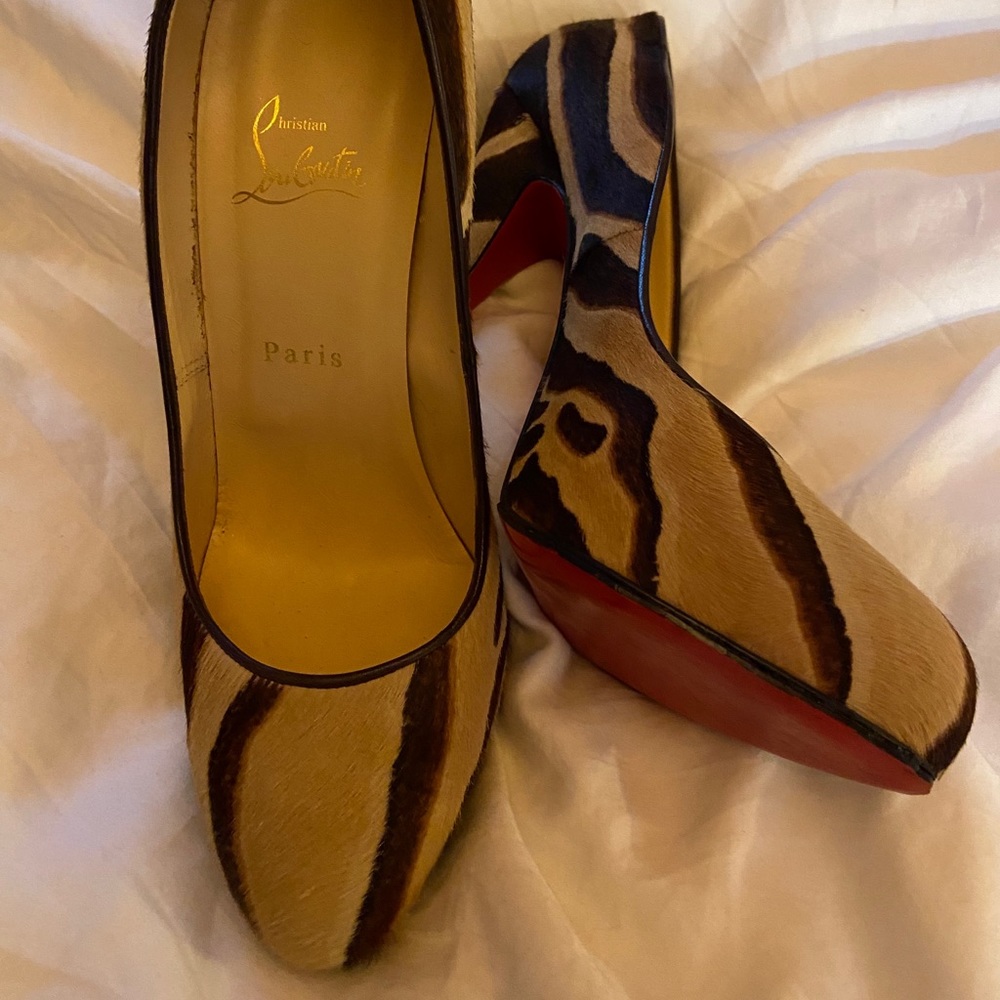 Louboutin Feticha Zebra 120 size 40